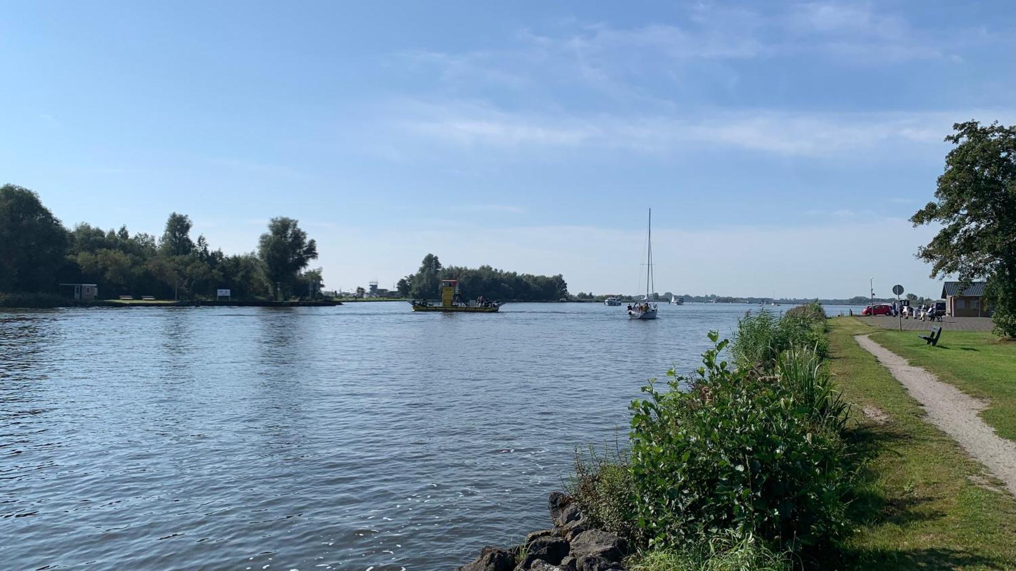 'T Paviljoenhus Bij Sneekermeer Offingawier Экстерьер фото